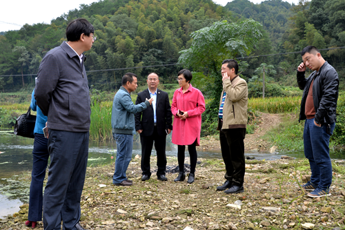 QQ图片20171113224041.png QQ图片20171113224041.png