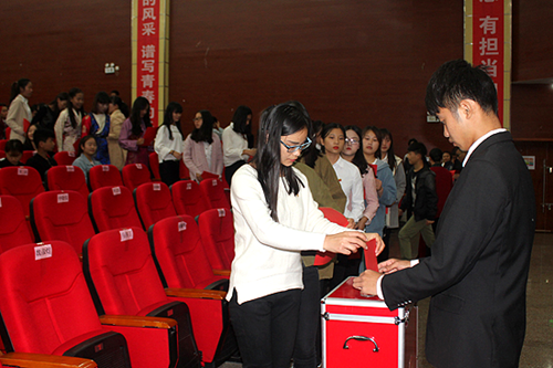 QQ图片20171120084610.png QQ图片20171120084610.png